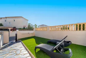 Beautiful House in a quiet area - Image 3