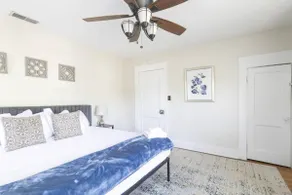 Sleeps 12 • Budget-Friendly Downtown Birmingham Cr - Image 3