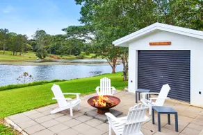 Oleander Escape Lake Front Retreat - Image 2
