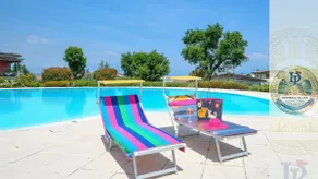 DesenzanoLoft CO2 – In Wohnanlage mit 5 Pools - Image 2