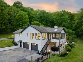 Stunning Private Retreat 25mins North of Nashville - Image 3