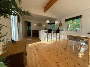 Cottage with large terrace & garden • 6 guests - Image 4
