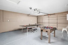 3 miles to Grand Park. Pet-Friendly w/ Game Room! - Image 3