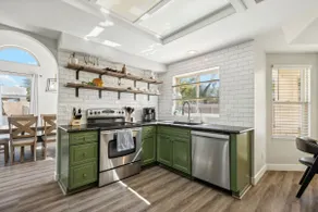 5BDR with Pool and Scenic Golf Views! - Image 5