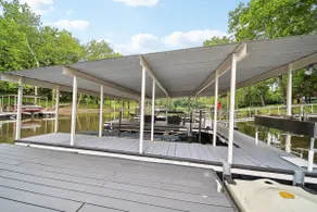 Stunning modern lakefront home, boat slip, pool ta - Image 2