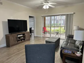 Crescent Palms - Near Brandon, Tampa, Riverview - Image 2