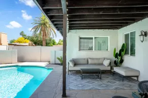 Modern Comfort Pool BBQ Prime Location - Image 3