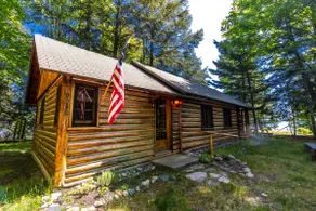 Fisher Trail Cabin - On Burt Lake! Cozy Cabin! Qui - Image 2