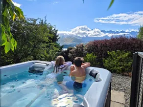 Luxury Retreat - Matakauri - Image 3