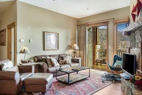 2BR Mountainview | Pool | Hot Tub | Balcony - Image 3