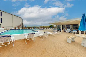 Charming, dog-friendly condo with a pool, tennis, - Image 5