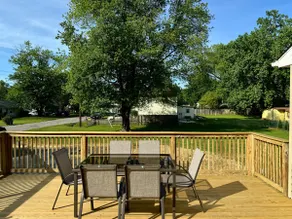 Family Home on Mayo Peninsula | Deck | Sleeps 10 - Image 2