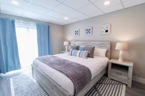 Shore View Downtown Apt, Heirloom Vacations - Image 4