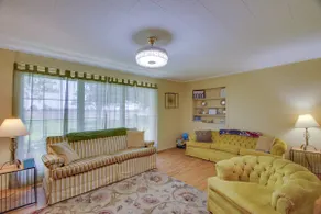Dog-friendly Lexington Retreat: Step-free Access! - Image 5