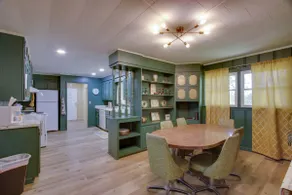 Dog-friendly Lexington Retreat: Step-free Access! - Image 3