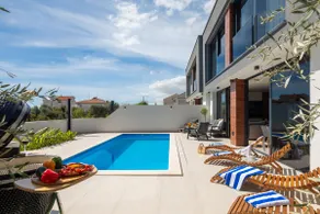 Luxusvilla Etera mit beheiztem Pool - Image 4