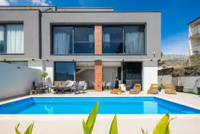 Luxusvilla Etera mit beheiztem Pool - Image 2