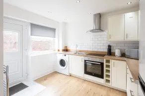 Host & Stay - Milbanke House - Image 4