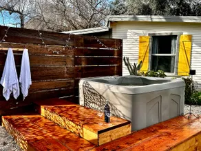 The Sunflower Cottage - Image 4