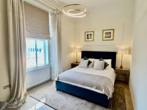 9 Bedroom all Ensuite- Exclusive Use - Image 2
