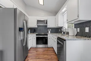 Peaceful 3BR Stay Near Piedmont Medical Center - Image 4
