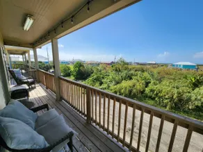 Easy Walk to Beach and Sunset Views at Villa H - Image 3