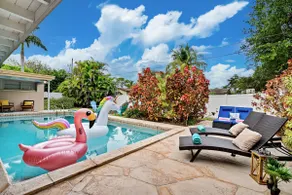 Private pool & games- 4 miles to Hard Rock Stadium - Image 2