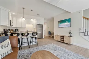 Ashworth Escape | Walk To Beach | Private Balcony - Image 3