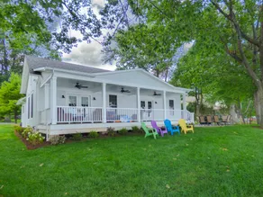 Schoolhouse Cottage | Lake home close to wineries! - Image 5