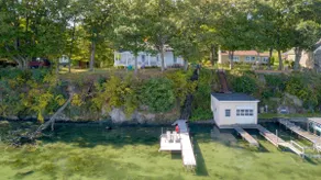Schoolhouse Cottage | Lake home close to wineries! - Image 4