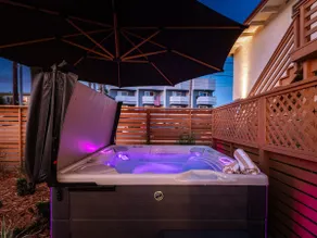 Ocean View Townhome w/ Spa, FirePit & EV Charger - Image 5