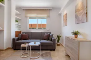 Carlos Haya Apartment - Image 2
