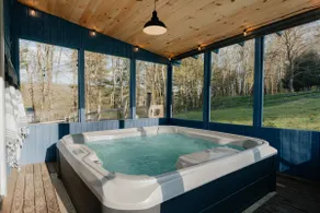1930's Vintage Cabin Hot Tub Kohler Cabin - Image 3