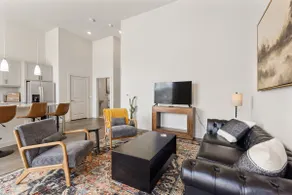 Luxury Townhouse-Style Apartment HGV 1022 - Image 4