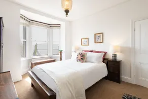 Host & Stay - Rock End - Image 3