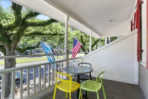2BD On Streetcar | Balcony+Parking | Cafe - Image 4