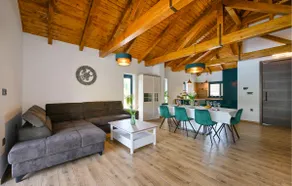 Cozy home in Puscine with sauna - Image 3