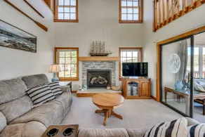 Scenic Port Haywood Gem w Waterfront Views - Image 3