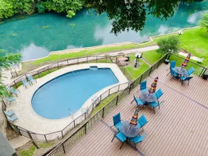 Inverness Condo A212*Next to Schlitterbahn - Image 2