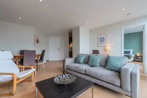 One bedroom apartment at the foot of the stations - Image 4