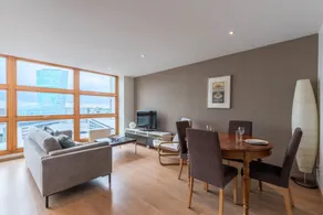 One bedroom apartment at the foot of the stations - Image 3