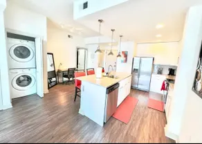 Ruby Retreat -Highrise,Year round Pool, City View! - Image 5