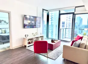 Ruby Retreat -Highrise,Year round Pool, City View! - Image 2