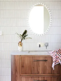 Discover Royal National Park in this Stylish 1BR - Image 2