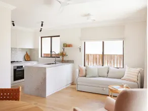 Discover Royal National Park in this Stylish 1BR - Image 3