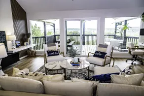 Lakeview Retreat • Cold/ Hot Tub • Couple Escape - Image 3