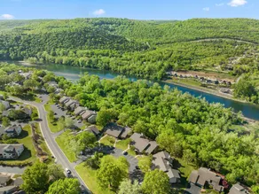 Pointe Royale, No Steps Entry, Pools, Pickleball - Image 2