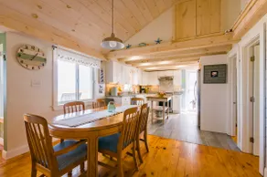 Cozy Sagamore Beach Cottage w/ Modern Comforts - Image 3