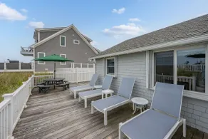 Cozy Sagamore Beach Cottage w/ Modern Comforts - Image 2