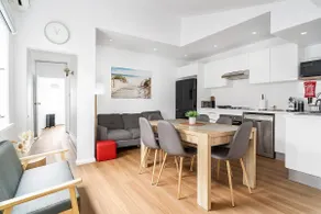 Balmain Beauty with Spacious Garden - Image 2